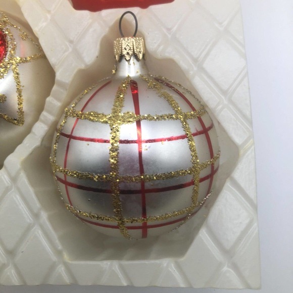 Kurt Adler Glass Nostalgia Ornaments Red White Glass Strawberry Glitter Stripes - Picture 4 of 7